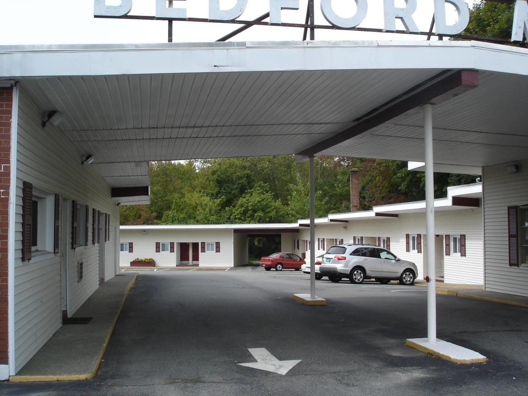 Bedford Motel Exterior photo